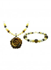 10 Karat Gold Tiger Eye Pearls Studed Jewellery Set