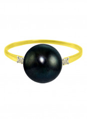 18 Karat Gold 0.04 Carat Diamonds 9-10 mm Pearl Ring