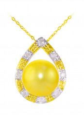 18 Karat Solid Gold 0.08 Carat Diamonds With 7 mm Pearl Drop Pendant Necklace