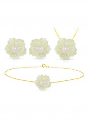 3-Piece18 Karat Solid Yellow Gold 19 mm Flower Shape Mother Of Pearl With 6-7 mm Pearl Jewellery