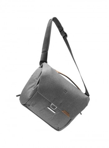 Everyday Messenger Bag V2 13L Ash
