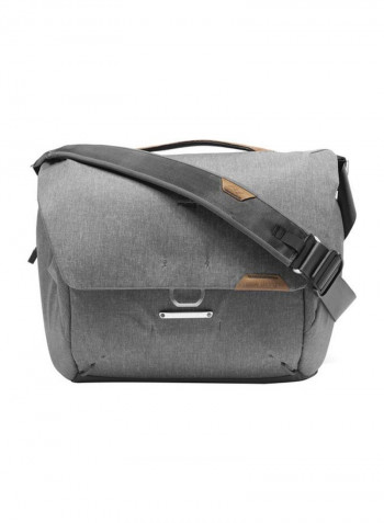 Everyday Messenger Bag V2 13L Ash