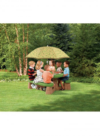 Playful Picnic Table With Umbrella 787700