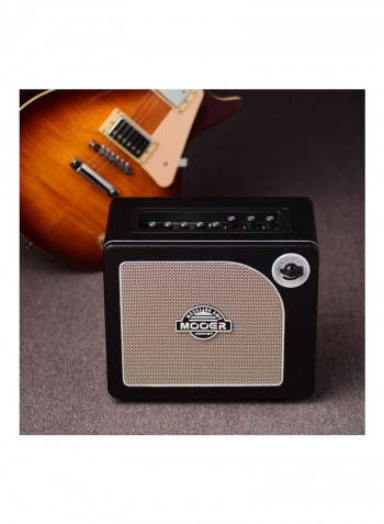 Hornet Digital Modeling Combo Guitar Amplifier