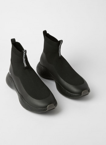 Runner Slip-On Sneakers Black