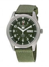 Men's Fabric Band Analog Automatic/Kinetic Watch SNZG09