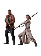 Star Wars The Force Awakens Rey And Finn Artfx Statue