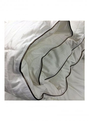 Overfilled Dobby Down Comforter Checkered White King/Cal-King