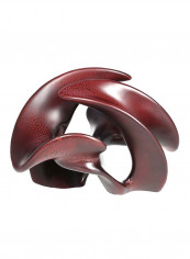 Natural Crack Pattern Resin Statue Red 3700g