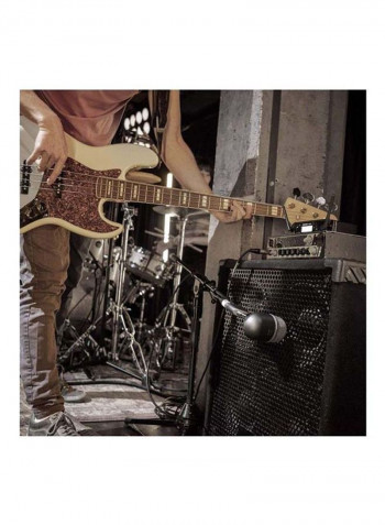 Supercardioid Dynamic Kick Drum Microphone with High Output Neodymium Element BETA 52A black