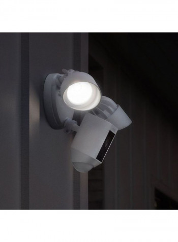 Floodlight 1080P IP-Camera With Two-Way Talk and Siren Alarm