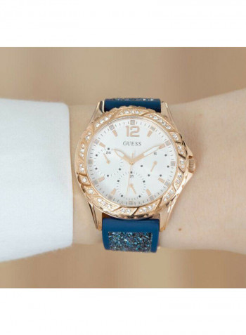 Women's Silicone Analog Wrist Watch W1096L4