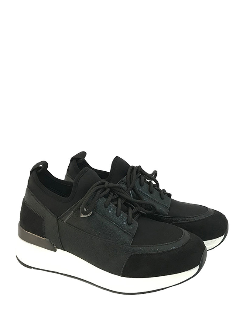 Lace-Up Low Top Sneakers Black