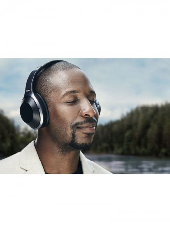 Hi-Resolution Over-Ear Wireless Bluetooth Headphones Black