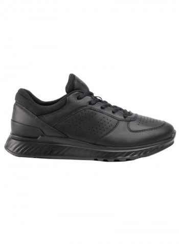 Exostride Low-Cut Sneakers أسود
