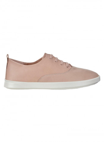 Leisure Classic Sneakers Beige