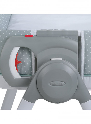 Dream Suite Reversible Bassinet