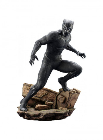 The Defenders Iron Fist Statue/Bobblehead