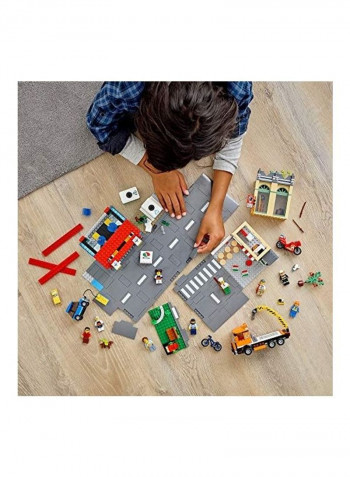 790-Piece City Town Center Building Toy