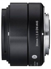 30mm f/2.8 EX DN Lens For Sony E-Mount Black