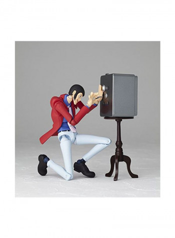 Revoltech lr-025 Lupine III Action Figure LR-025