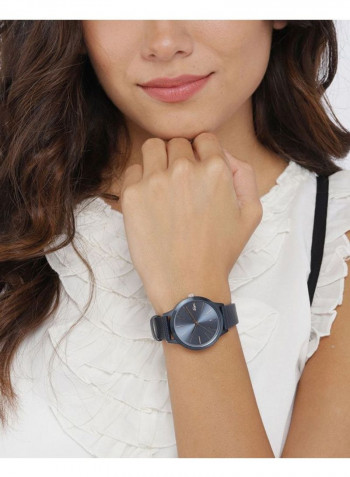 Women's Analog Quartz Wrist Watch