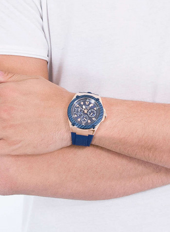 Men's Water Resistant Analog Watch W1049G2