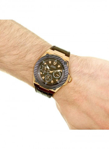 Men's Water Resistant Analog Watch W1058G2