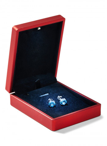 18 Karat White Gold Blue Topaz Oval Earrings