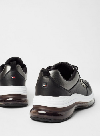 Air Bubble Signature Sneakers أسود
