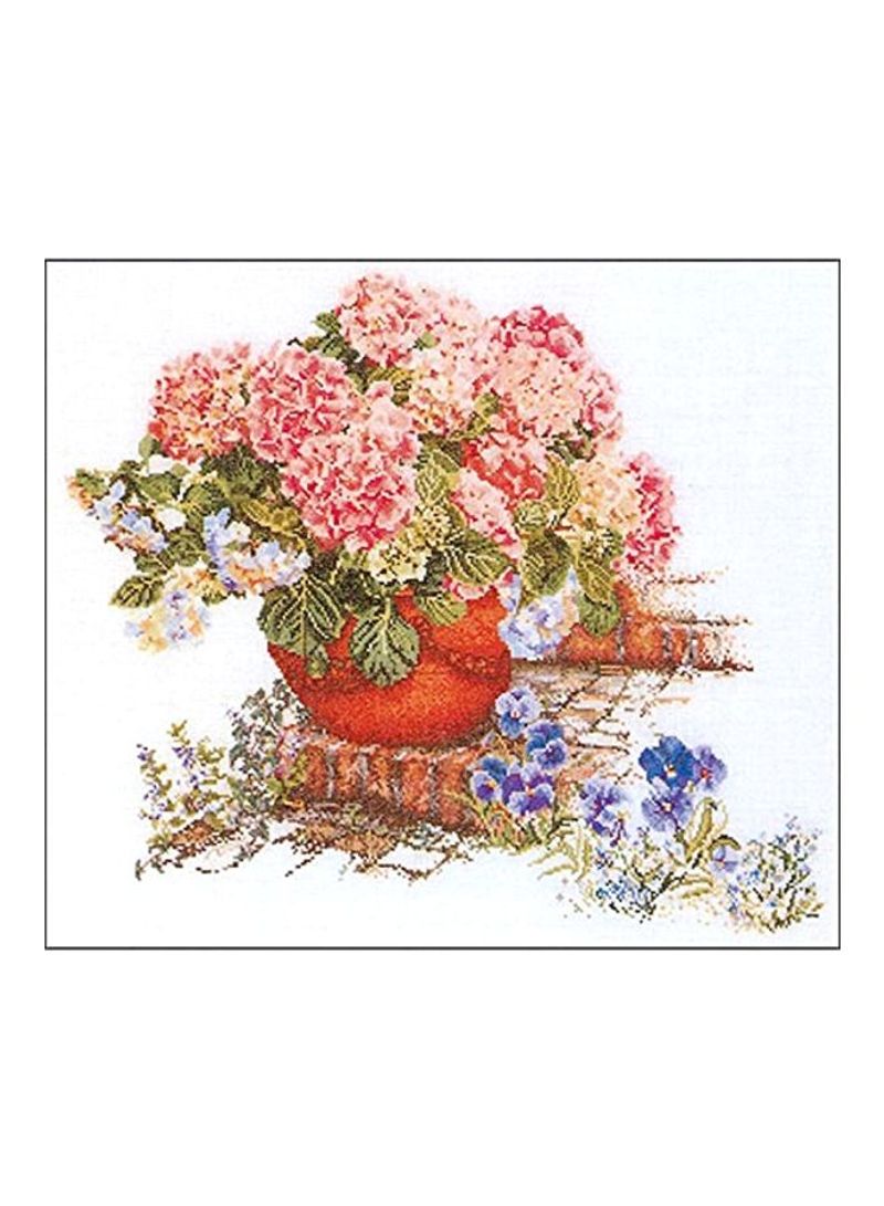 16-Piece Hydrangea And Pansies On Aida Cross Stitch Kit Red/Pink/Green