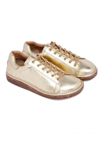 Women's San Diego Metallic Low Top Sneakers Gold