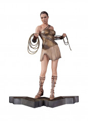 Wonder Woman Training Outfit Statue