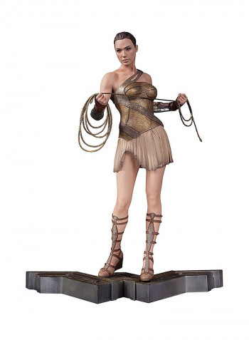 Wonder Woman Training Outfit Statue