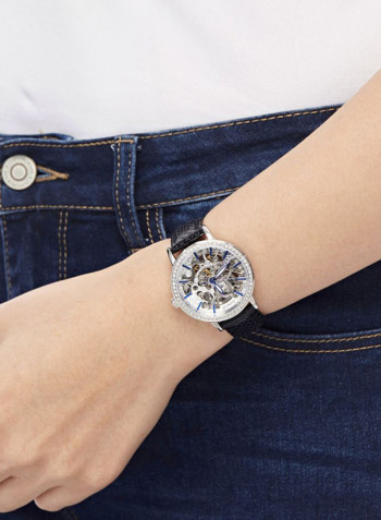 Women's Leather Analog Watch GLAS1712WWB