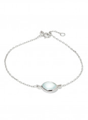 18 Karat White Gold Chalcedony Single Stone Bracelet
