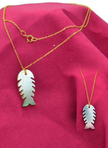 18 Karat Gold Fishbone Shape Mother Of Pearl Pendant And Chain Bracelet Set