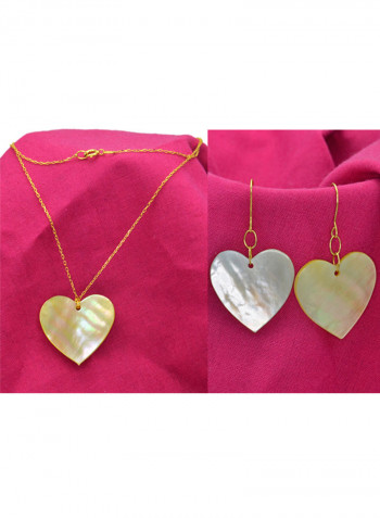 18 Karat Gold Heart Shape Mother Of Pearl Pendant Necklace And Earrings Set