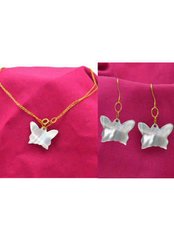 18 Karat Gold Butterfly Shape Mother Of Pearl Pendant Necklace And Earrings Set