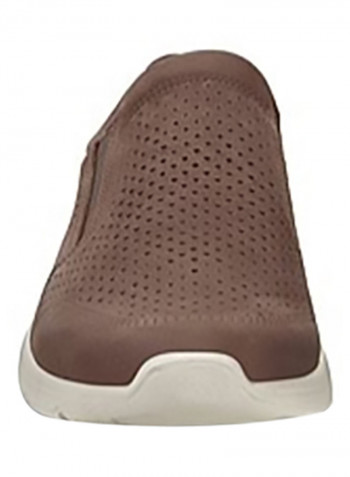 Irving Slip On Formals Coffee/White
