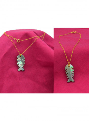 18 Karat Gold Fishbone Shape Mother Of Pearl Pendant Necklace And Chain Bracelet Set
