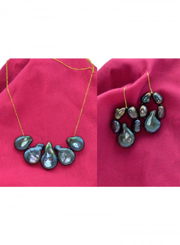 18 Karat Gold Drop Shape Mother Of Pearl Chain Necklace And Earrings Set
