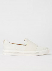 Un Maui Step Leather Slip-Ons White