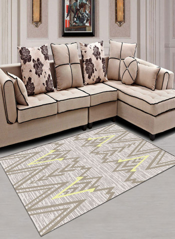 Wave Pattern Washable Home Rug Beige 120x160centimeter