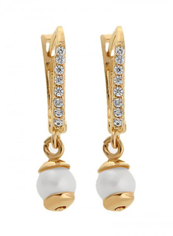18 Karat Gold Pearl Studded Earrings