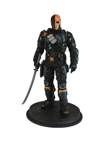 Death Stroke Paperweight Statue 10 x 7 x 6inch