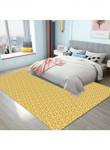 1-Piece Simple Anti-Slip Foldable Carpet Yellow 140 x 200cm