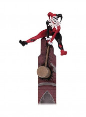 Batman Rogues Gallery Multi-Part Statue Harley Quinn Statue 12x11x6inch