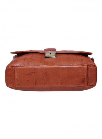 Leather Stitch Detailed Messenger Bag Brown
