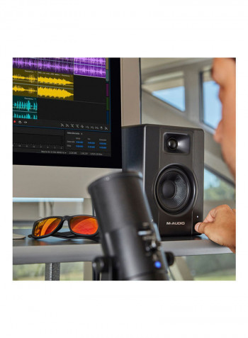 BX4 - 4.5-inch 120-Watt Multimedia Reference Monitors for Music Production, Live Streaming and Podcasting (pair) BX4PAIRXEU Black